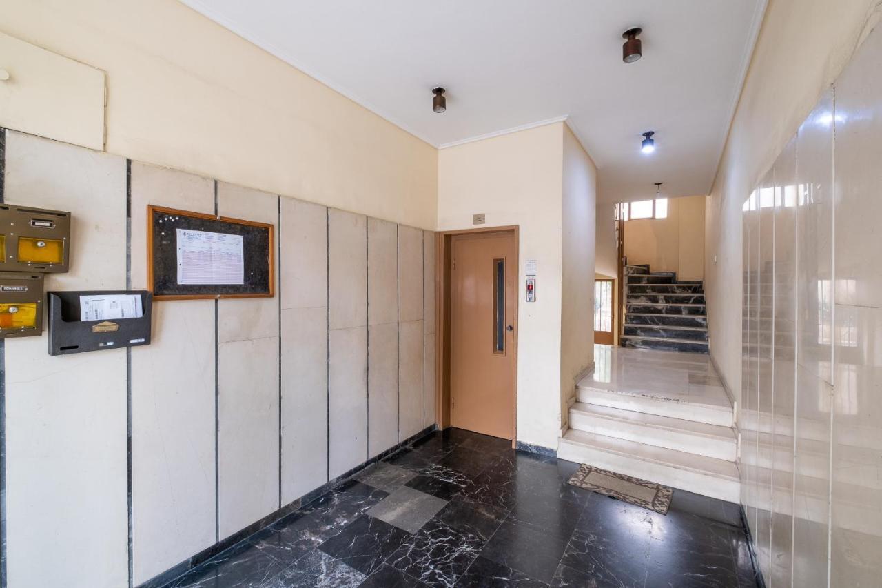 Sokos Residence, 1' Walk From Aghios Ioannis Metro Афины Экстерьер фото